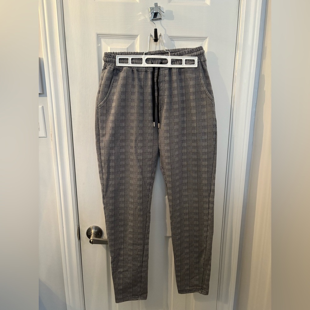 Men's Black and Gray Checkered Joggers